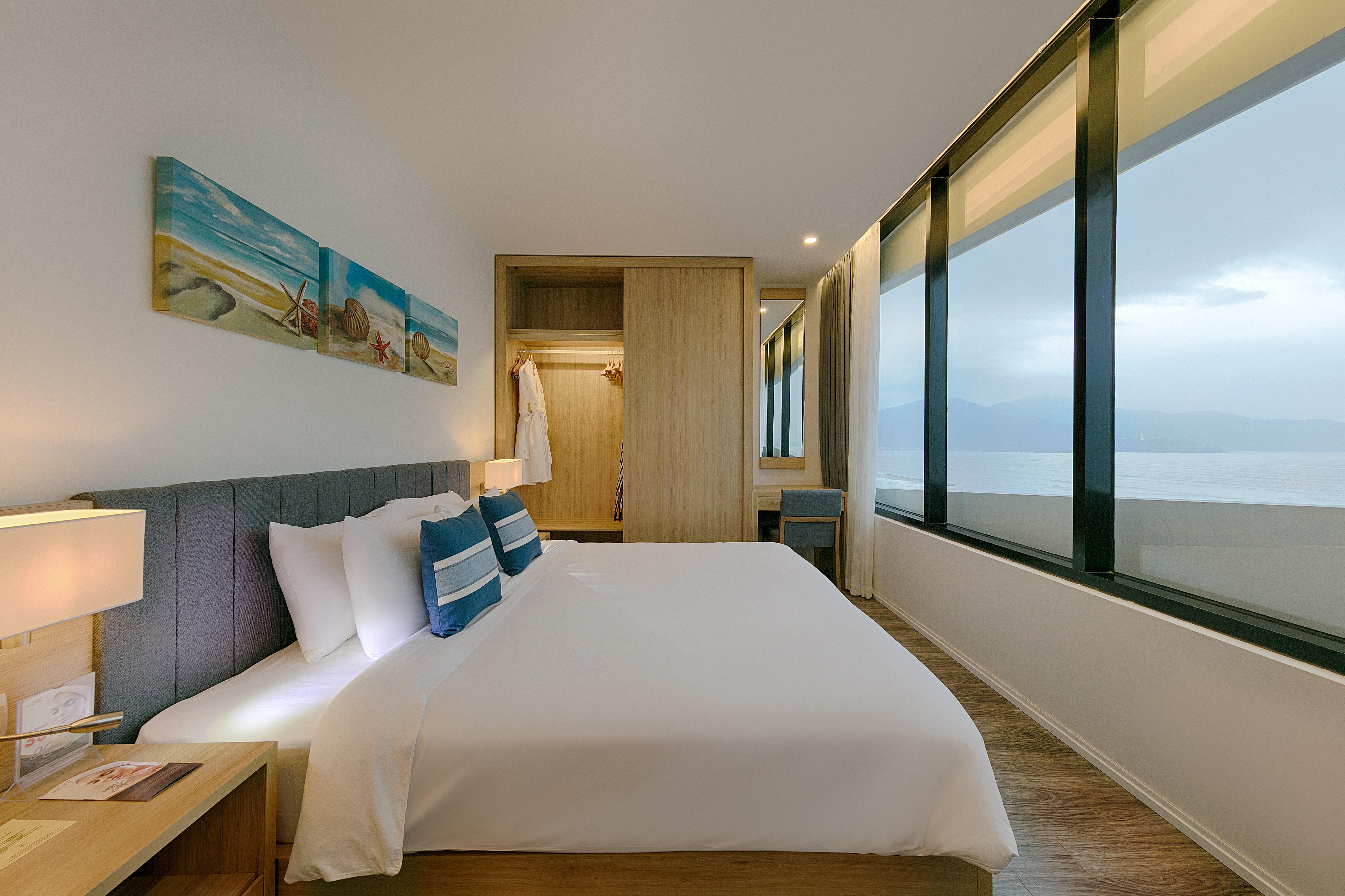 Belle Maison Parosand Da Nang Hotel -Managed By H&K Hospitality Exterior photo
