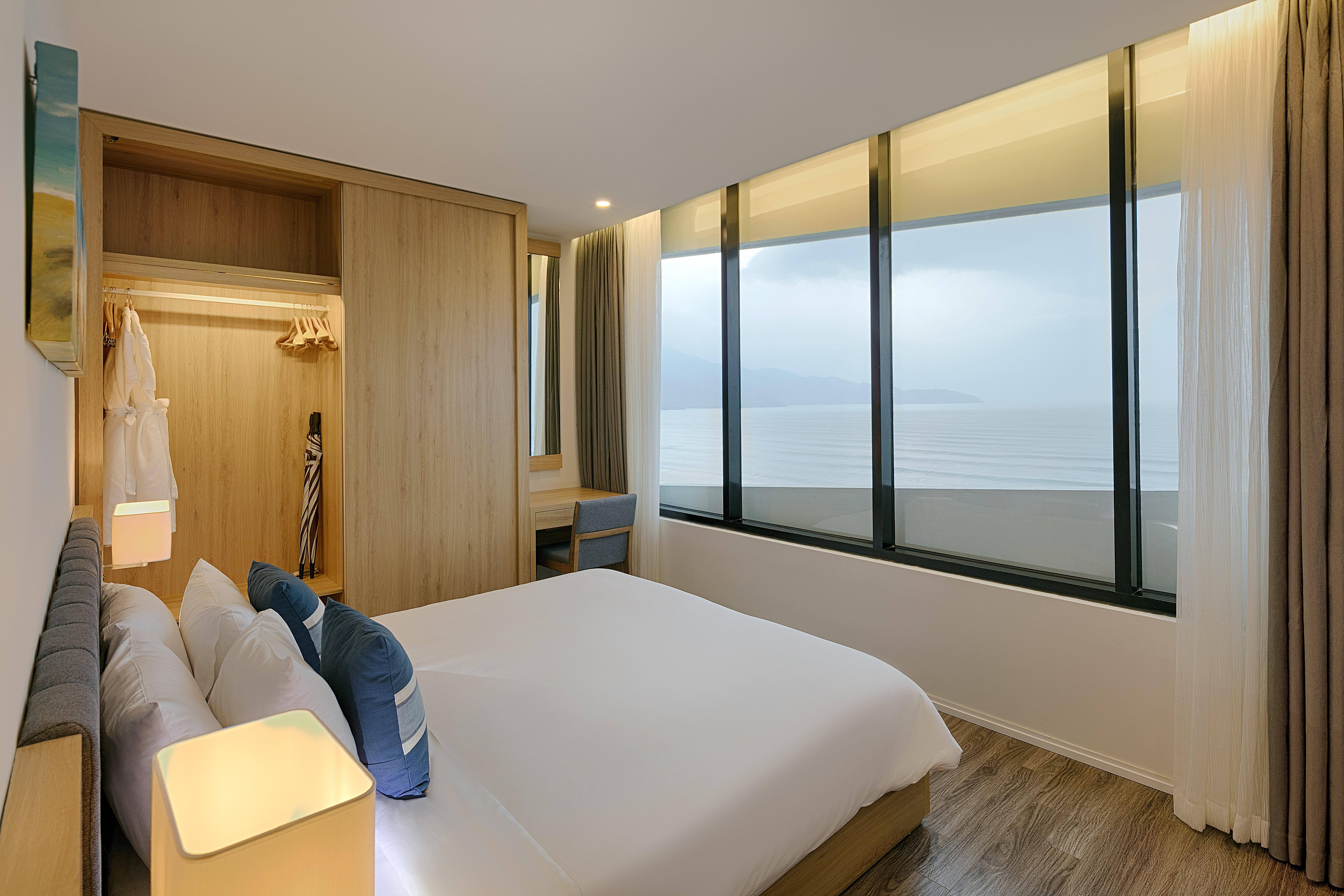 Belle Maison Parosand Da Nang Hotel -Managed By H&K Hospitality Exterior photo